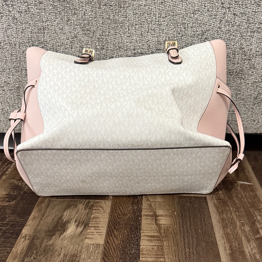 Michael Kors Blush and Cream Tote - Picture 2 of 3